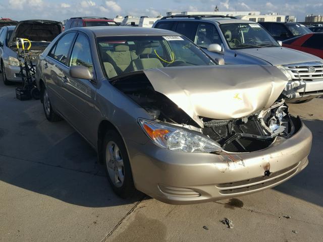 4T1BE32K04U371499 - 2004 TOYOTA CAMRY LE GOLD photo 1