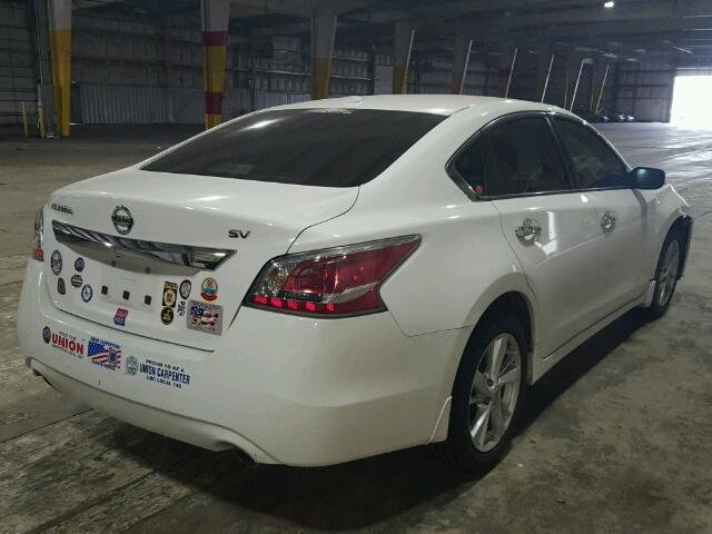 1N4AL3AP0FC444792 - 2015 NISSAN ALTIMA 2.5 WHITE photo 4