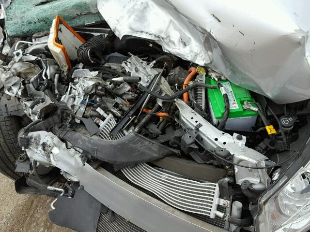 1G4GD5ER2CF197922 - 2012 BUICK LACROSSE P SILVER photo 7