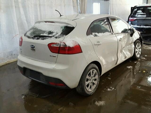 KNADN5A3XD6180547 - 2013 KIA RIO EX WHITE photo 4