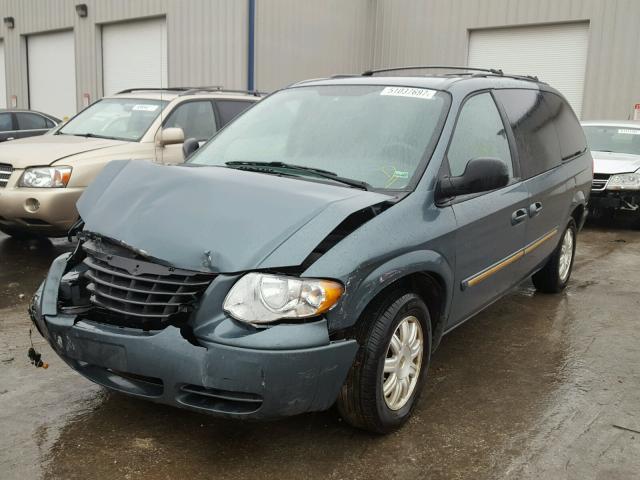 2A4GP54L66R911552 - 2006 CHRYSLER TOWN & COU BLUE photo 2