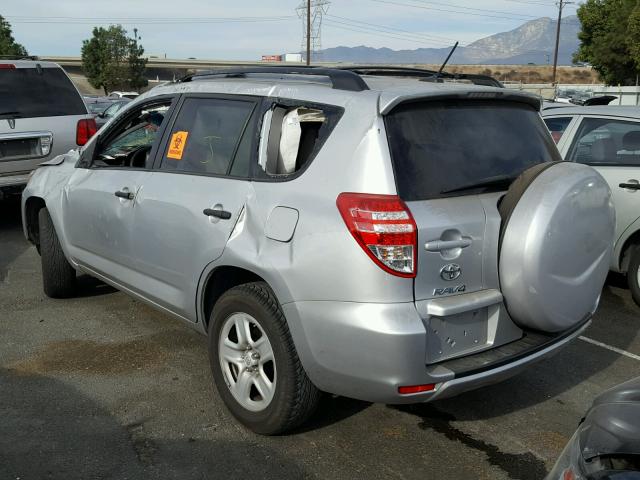 2T3ZF4DV6CW114037 - 2012 TOYOTA RAV4 SILVER photo 3