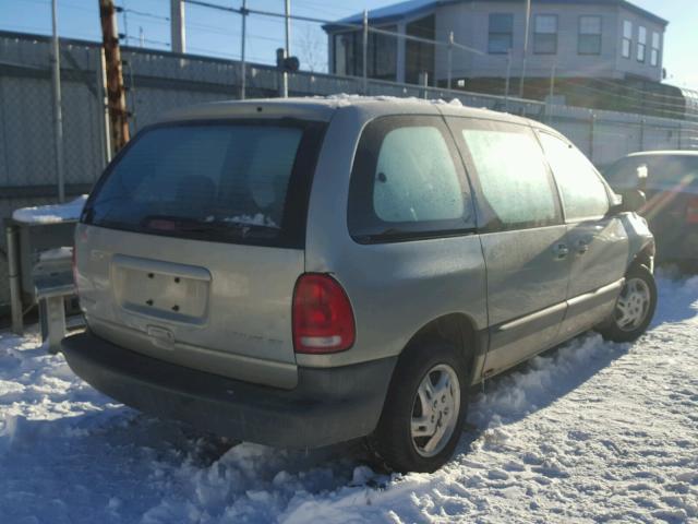 2B4GP45R4XR220229 - 1999 DODGE CARAVAN SE SILVER photo 4