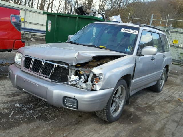 JF1SF656X2G710465 - 2002 SUBARU FORESTER S SILVER photo 2