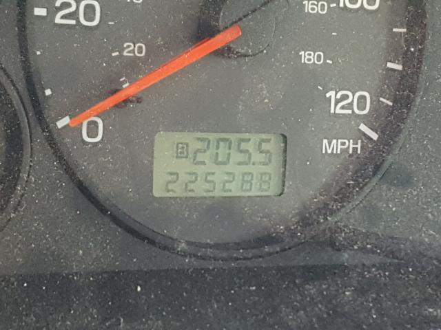 JF1SF656X2G710465 - 2002 SUBARU FORESTER S SILVER photo 8