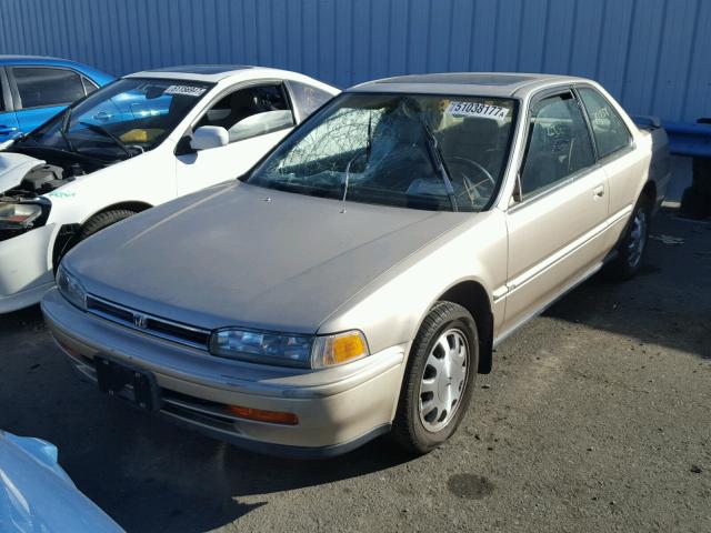 1HGCB7282PA022820 - 1993 HONDA ACCORD SE GOLD photo 2