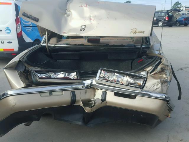 1G4EZ13L9PU403559 - 1993 BUICK RIVIERA GOLD photo 9