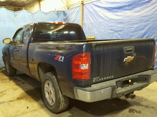 1GCRKSE37BZ260104 - 2011 CHEVROLET SILVERADO BLUE photo 3