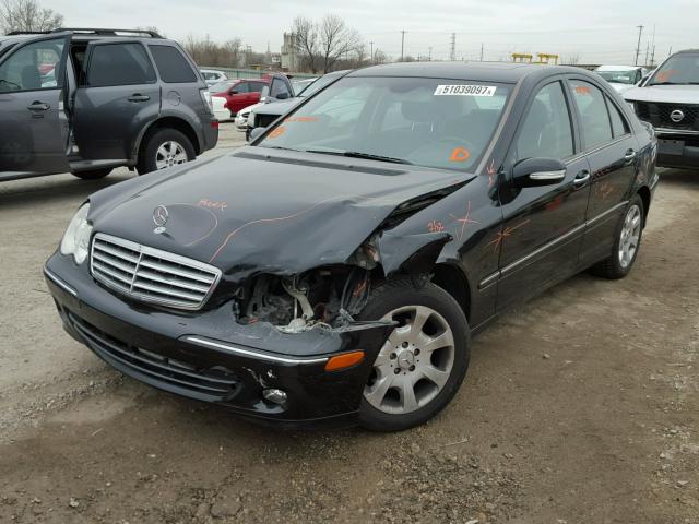 WDBRF84J25F672829 - 2005 MERCEDES-BENZ C 320 4MAT BLACK photo 2
