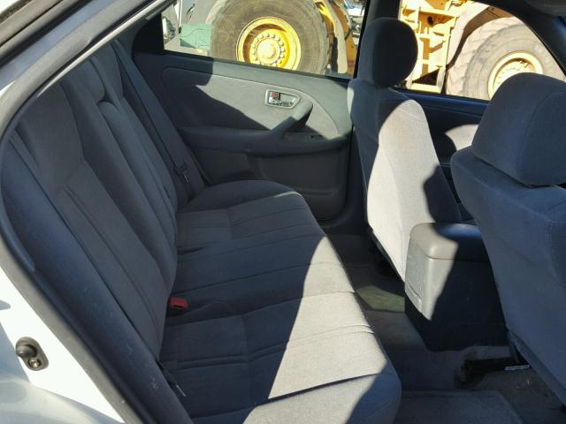 JT2BG28K810549400 - 2001 TOYOTA CAMRY LE 白色 照片 6