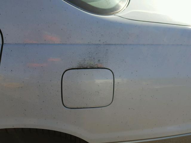 JT2BG28K810549400 - 2001 TOYOTA CAMRY LE 白色 照片 9