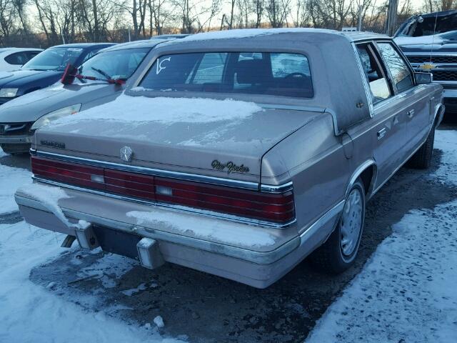 1C3BT56K5GC156800 - 1986 CHRYSLER NEW YORKER 棕色 照片 4
