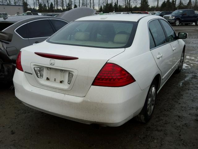 1HGCM56757A020219 - 2007 HONDA ACCORD EX WHITE photo 4