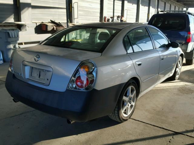 1N4BL11D72C173285 - 2002 NISSAN ALTIMA SE SILVER photo 4