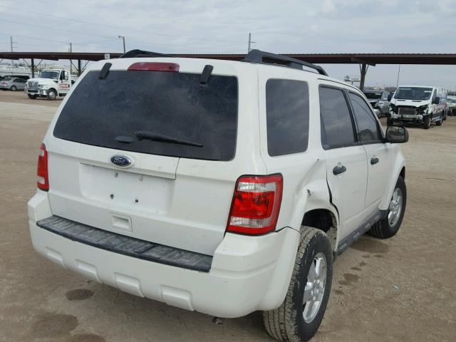 1FMCU0D79CKB41713 - 2012 FORD ESCAPE XLT WHITE photo 4