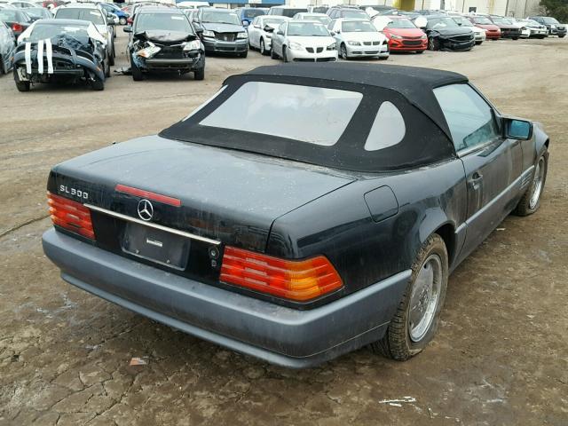 WDBFA67E3RF085565 - 1994 MERCEDES-BENZ SL 500 BLACK photo 4