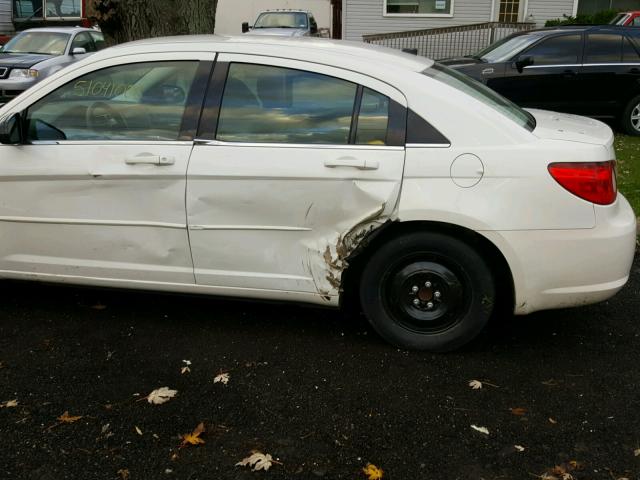 1C3LC46K28N224765 - 2008 CHRYSLER SEBRING LX WHITE photo 9