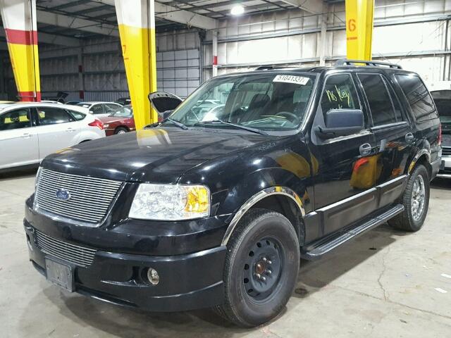 1FMPU14595LA94895 - 2005 FORD EXPEDITION BLACK photo 2