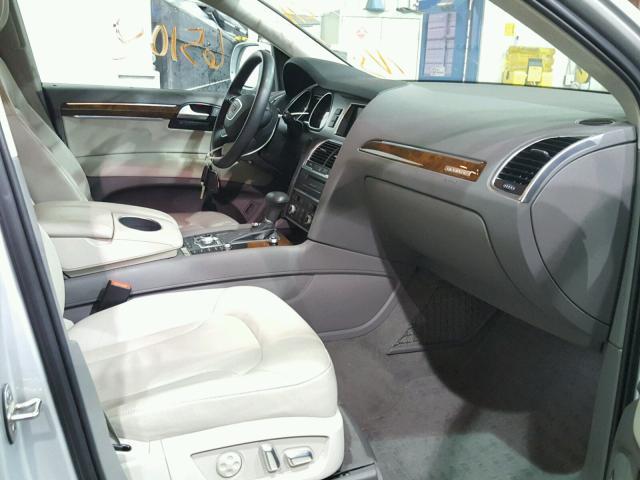 WA1LMAFE4DD015460 - 2013 AUDI Q7 PREMIUM SILVER photo 5
