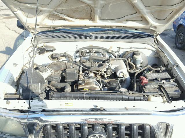 5TEVL52N02Z056932 - 2002 TOYOTA TACOMA XTR WHITE photo 7