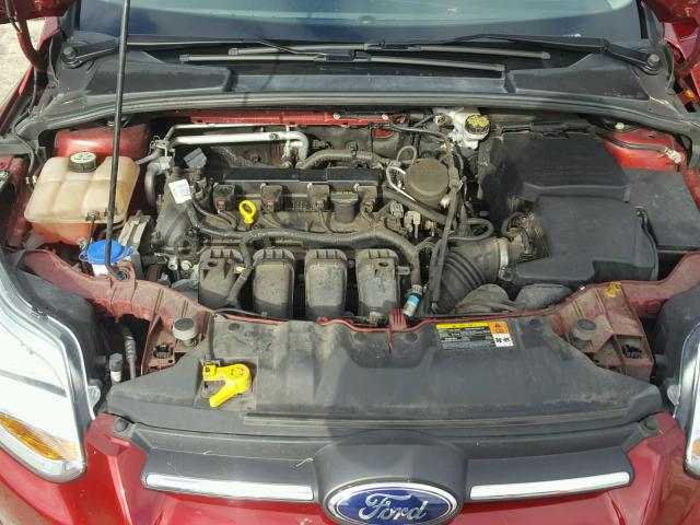 1FADP3K22DL289566 - 2013 FORD FOCUS SE RED photo 7