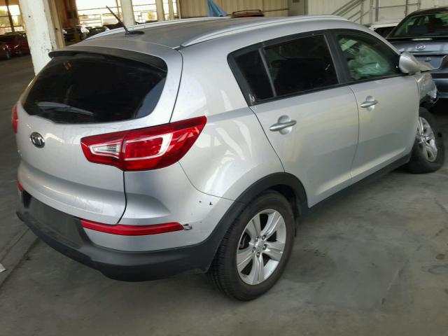 KNDPB3A27C7215266 - 2012 KIA SPORTAGE B SILVER photo 4