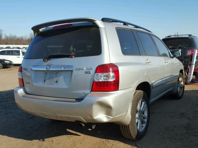 JTEEW21A860016975 - 2006 TOYOTA HIGHLANDER SILVER photo 4