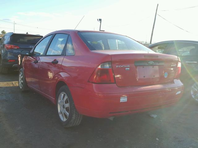 1FAFP34N35W203472 - 2005 FORD FOCUS ZX4 RED photo 3