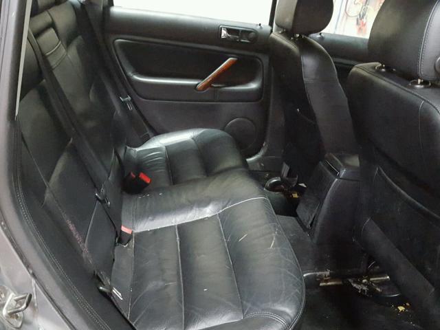 WVWYH63B13E314503 - 2003 VOLKSWAGEN PASSAT GLX SILVER photo 6