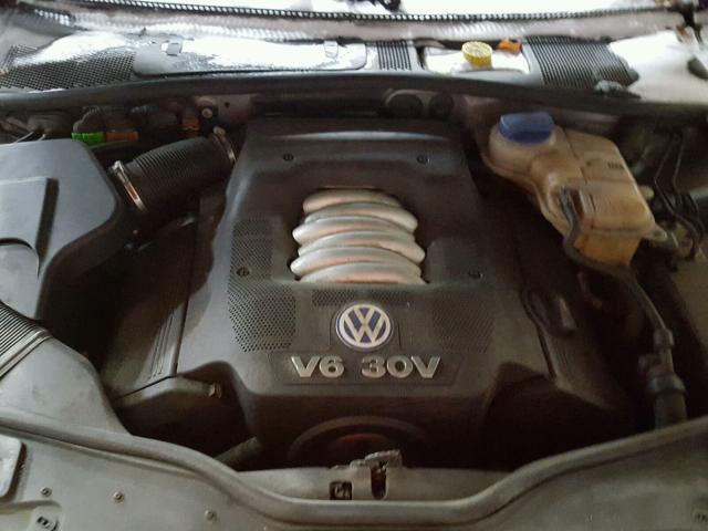 WVWYH63B13E314503 - 2003 VOLKSWAGEN PASSAT GLX SILVER photo 7