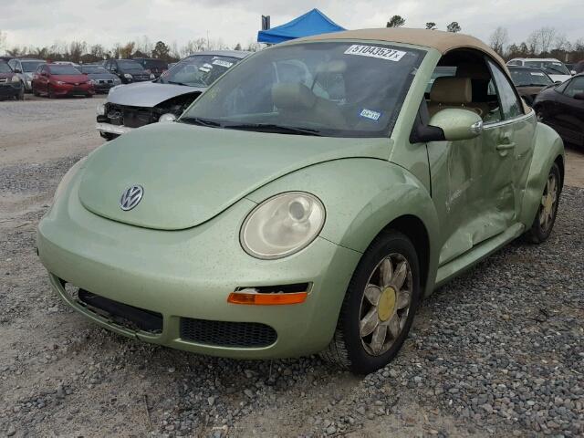 3VWRF31Y67M401097 - 2007 VOLKSWAGEN NEW BEETLE 绿色 照片 2