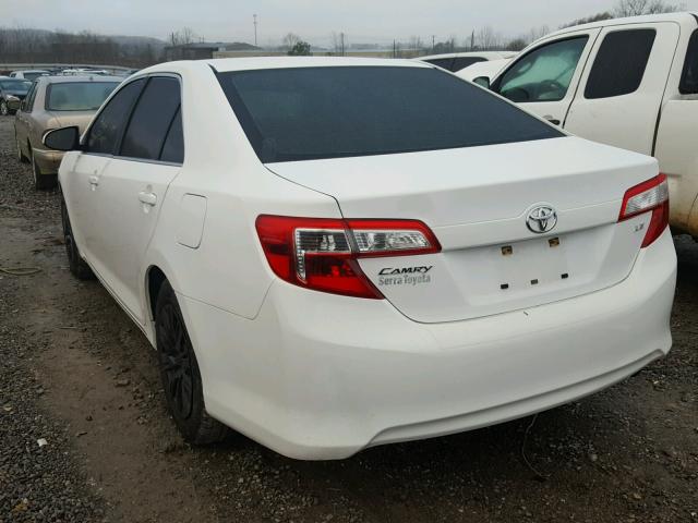 4T1BF1FK2DU267348 - 2013 TOYOTA CAMRY L WHITE photo 3