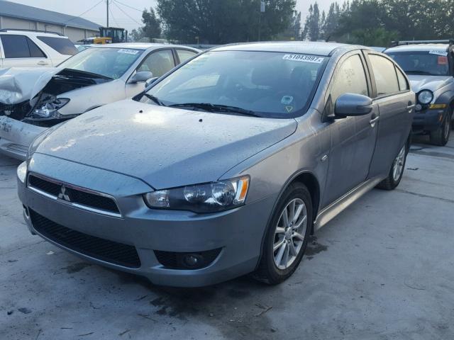 JA32U2FU3FU001551 - 2015 MITSUBISHI LANCER ES SILVER photo 2