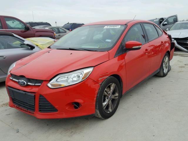 1FADP3F22EL187051 - 2014 FORD FOCUS SE RED photo 2