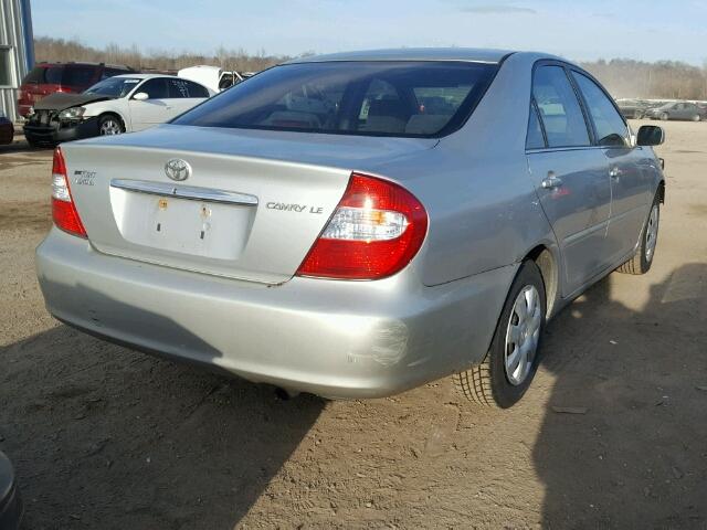 4T1BE32K14U296196 - 2004 TOYOTA CAMRY LE SILVER photo 4