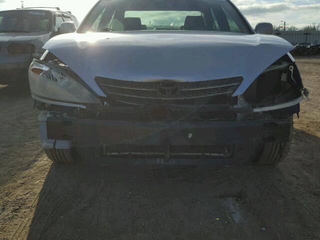 4T1BE32K14U296196 - 2004 TOYOTA CAMRY LE SILVER photo 9