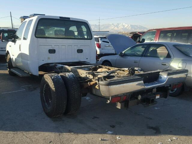 1FDWX36PX7EB16861 - 2007 FORD F350 SUPER WHITE photo 3