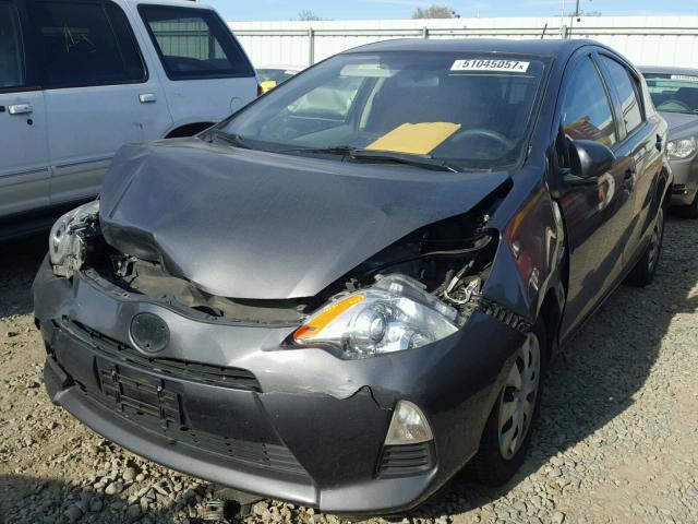 JTDKDTB3XD1547511 - 2013 TOYOTA PRIUS C GRAY photo 2