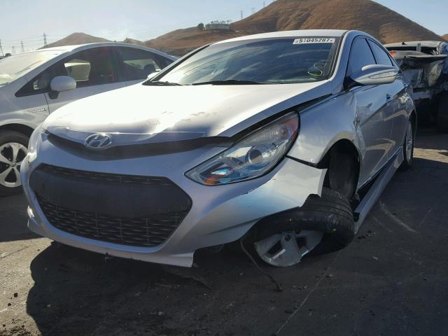 KMHEC4A46BA006609 - 2011 HYUNDAI SONATA HYB SILVER photo 2