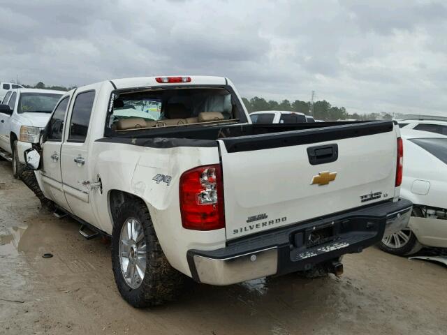 3GCPKSE25CG182826 - 2012 CHEVROLET SILVERADO WHITE photo 3