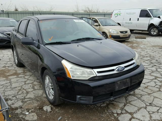 1FAHP35NX8W140785 - 2008 FORD FOCUS SE BLACK photo 1