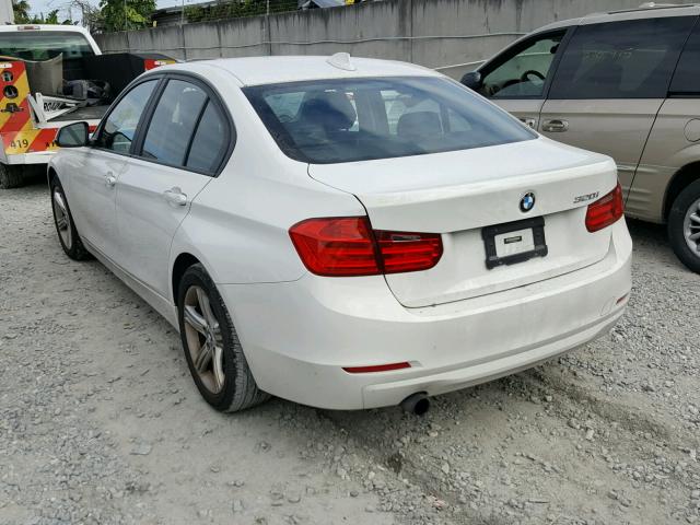 WBA3B1C59DF461685 - 2013 BMW 320 I WHITE photo 3