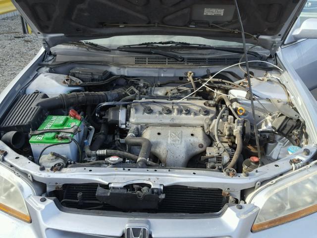 1HGCG5646WA232252 - 1998 HONDA ACCORD LX SILVER photo 7