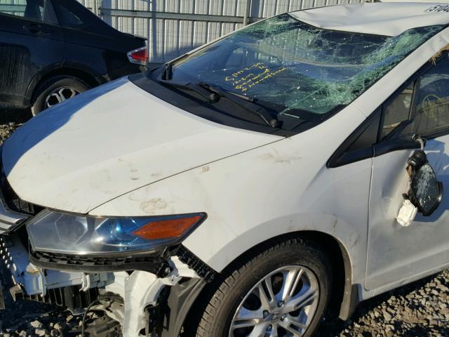 JHMZE2H74BS005276 - 2011 HONDA INSIGHT EX WHITE photo 9