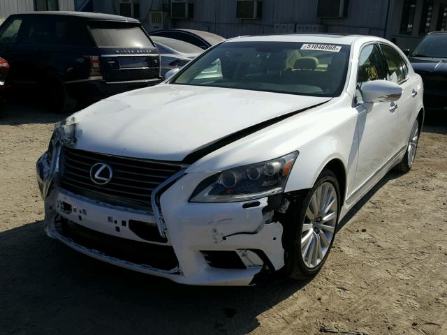 JTHCL5EFXE5021977 - 2014 LEXUS LS 460 WHITE photo 2