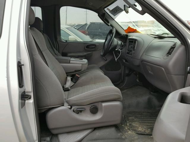 2FTRX17263CA80384 - 2003 FORD F150 GRAY photo 5