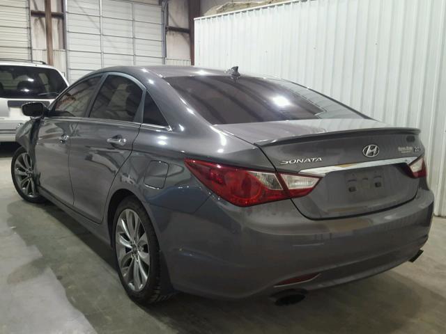 5NPEC4AB1CH436528 - 2012 HYUNDAI SONATA SE CHARCOAL photo 3