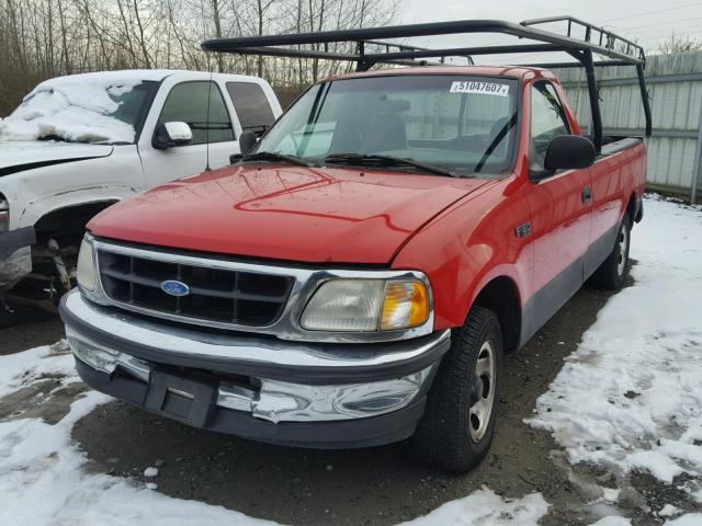 1FTDF1724VKA34693 - 1997 FORD F150 RED photo 2