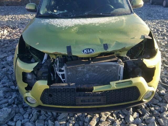 KNDJP3A57F7786312 - 2015 KIA SOUL + GREEN photo 9