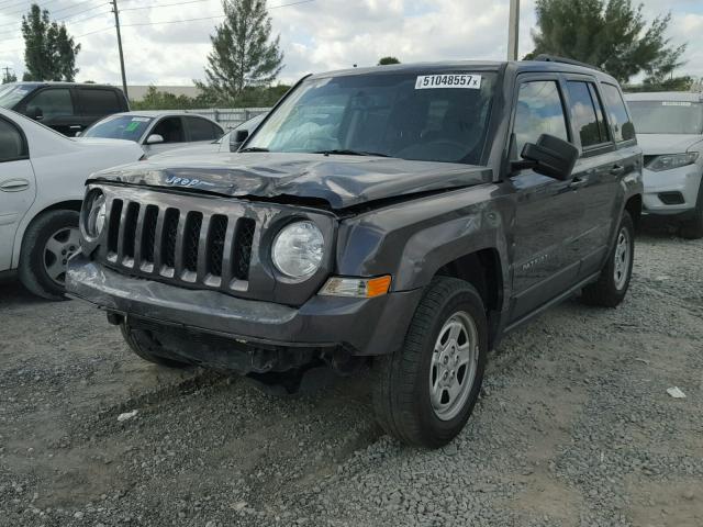 1C4NJPBA3HD150402 - 2017 JEEP PATRIOT SP GRAY photo 2